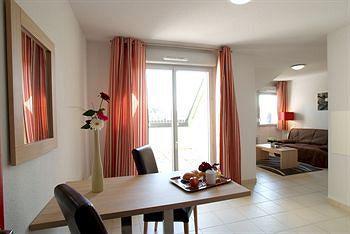 Residence De La Source Salies-de-Béarn Dış mekan fotoğraf